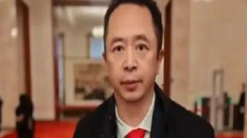 “孔蒂今夏有意辞职，米兰尤文成潜在接班人”